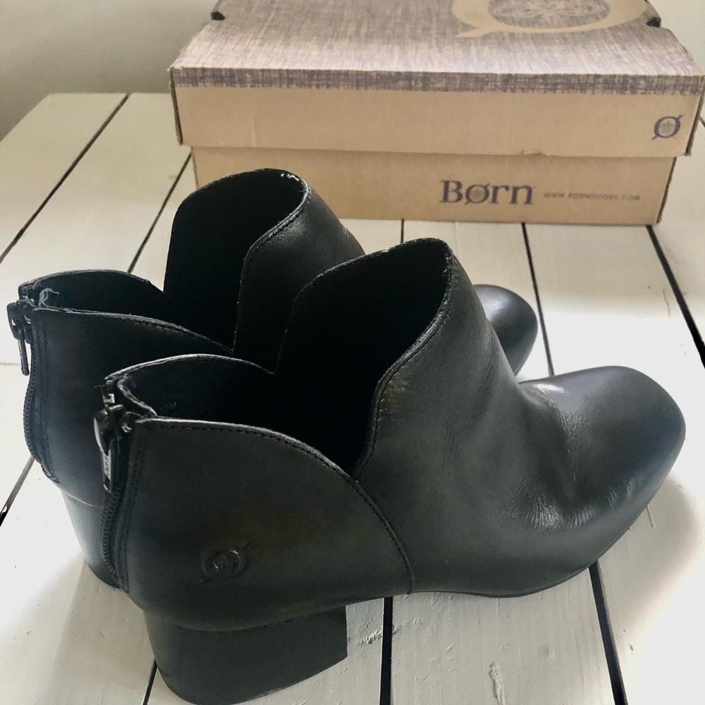 Lovely New In Box NIB Bjorn Black JELA Ankle Boots USA 10 M Euro 42 Never Worn!